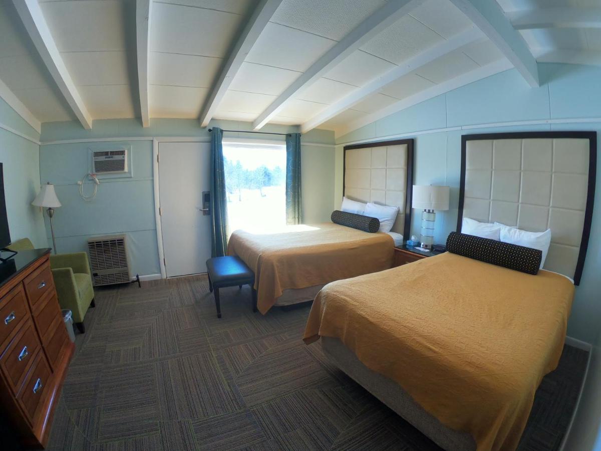 Copper Lantern Motor Lodge West Brookfield Dış mekan fotoğraf