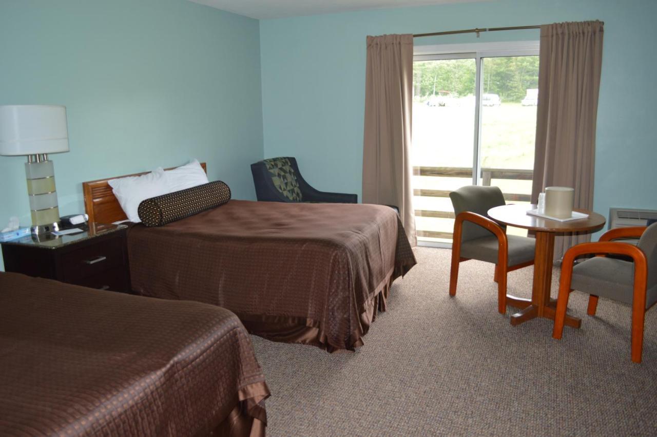 Copper Lantern Motor Lodge West Brookfield Dış mekan fotoğraf